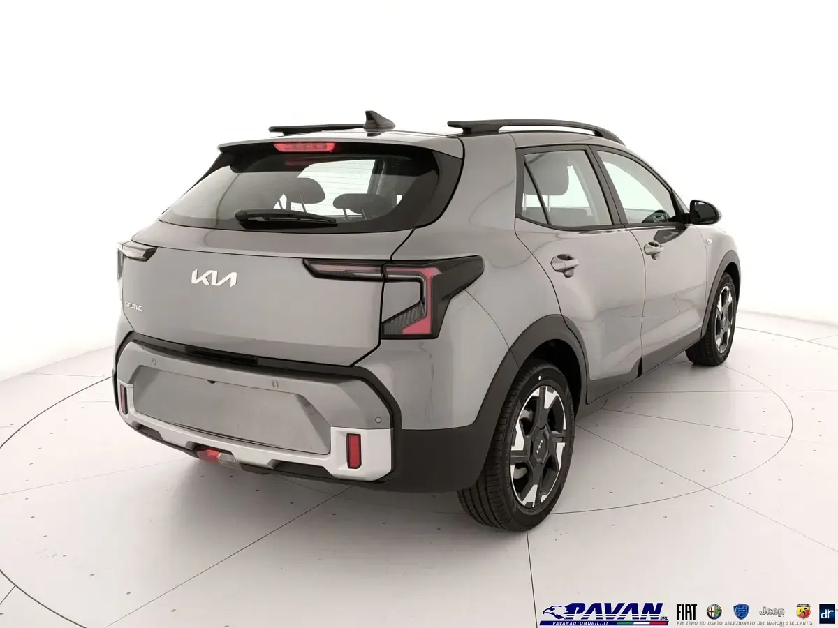 Nuova Kia Stonic Urban 102 CV (75 kW) 2026 Grigio SUV