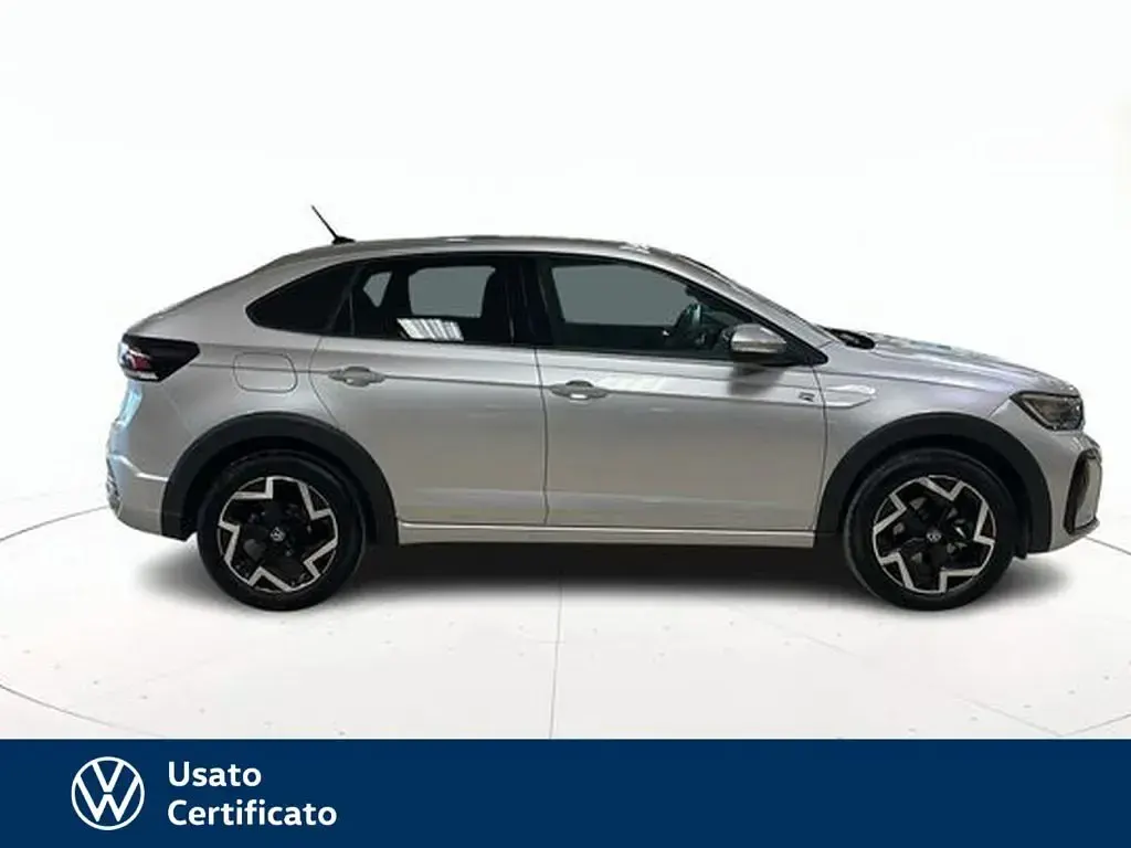 Usata VW Taigo R-line 116 CV (85 kW) 2025 Grigio pastello SUV