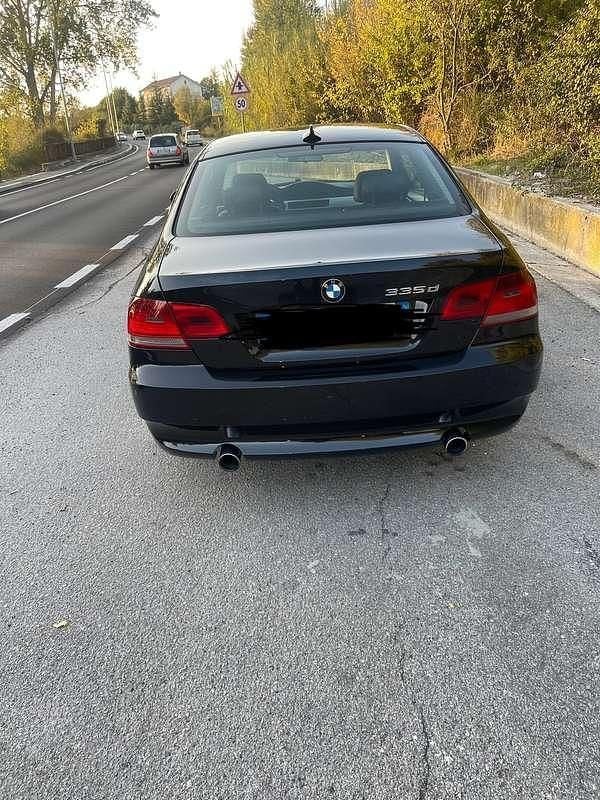 Usata 2006 BMW 335 Coupé | 8000 € (Buon prezzo) - Immagine 1/4