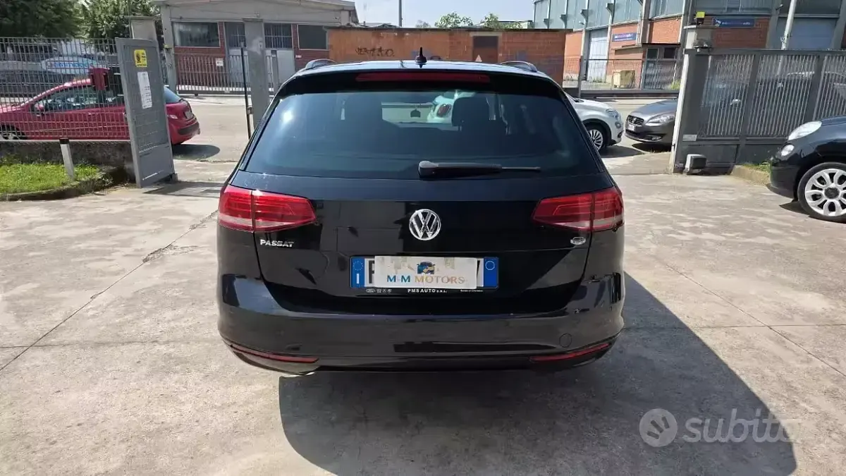 Usata VW Passat Business 150 CV (110 kW) 2019 Nero Station wagon