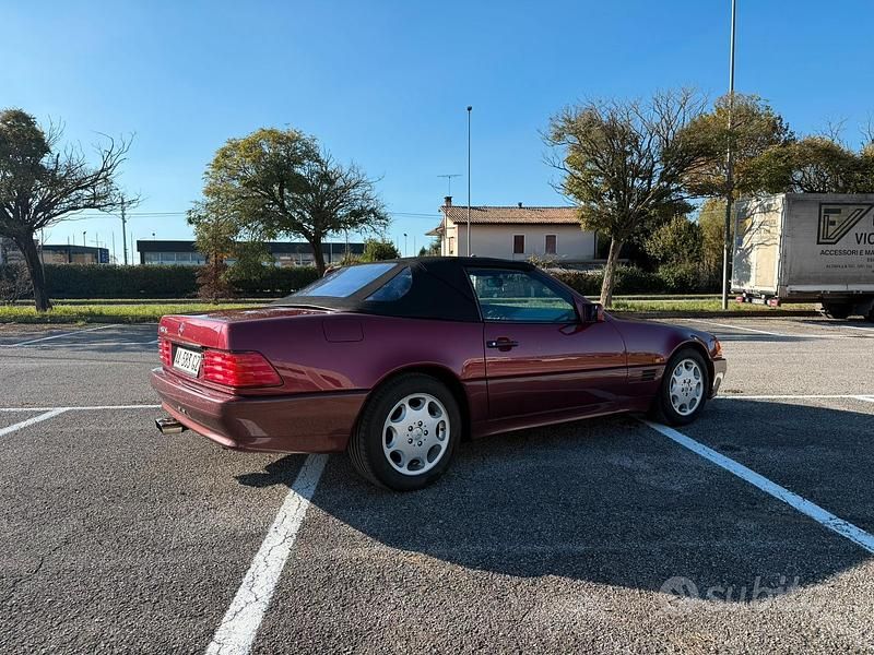 Usata Mercedes SL500 333 CV (244 kW) 1991 Rosso Cabrio