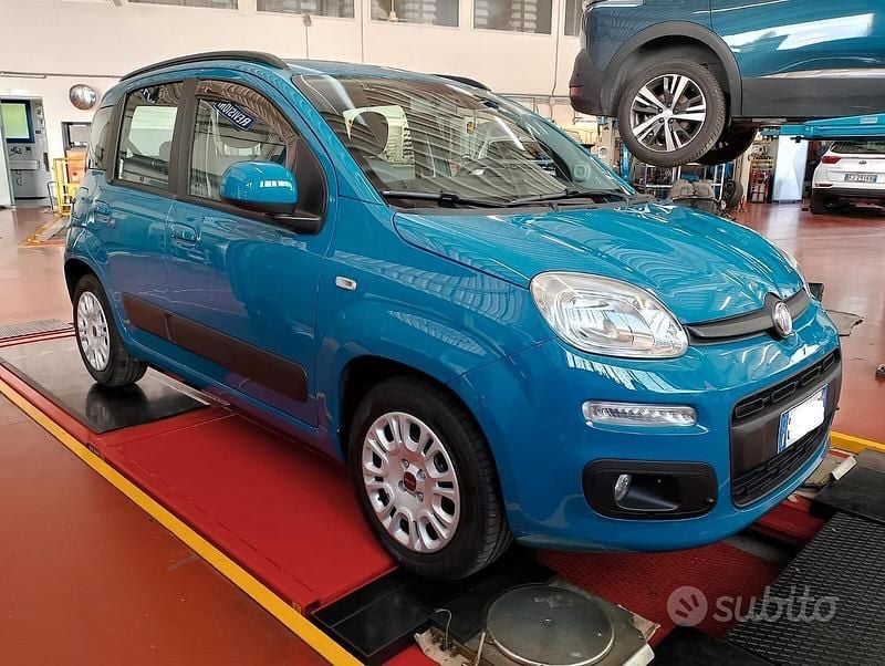 Blu Usata 2012 Fiat Panda Easy Tre volumi | 7800 € (Molto cara) - Immagine 1/4