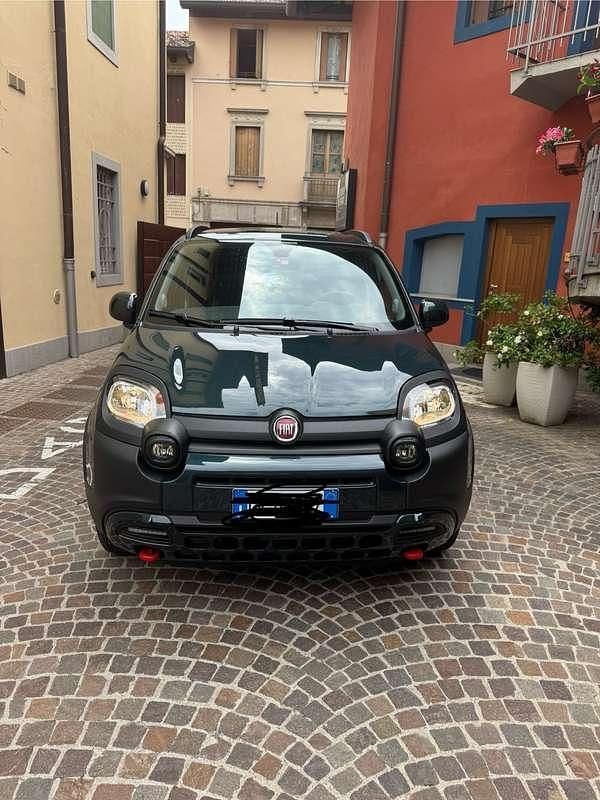 Usata 2023 Fiat Panda Cross Cross Due volumi | 14.500 € (Buon prezzo) - Immagine 1/4