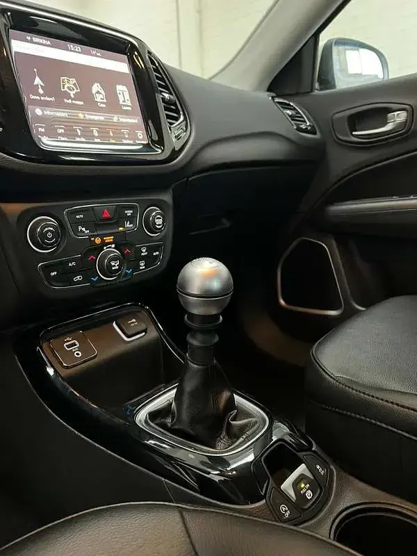 Usata Jeep Compass Night Eagle 120 CV (88 kW) 2018 Bianco SUV
