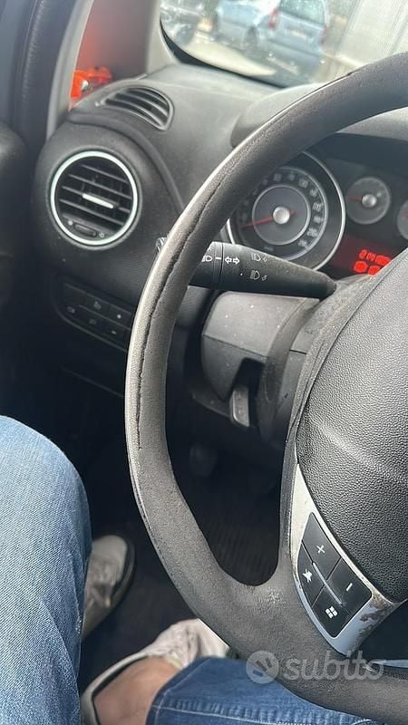 Usata Fiat Punto 77 CV (56 kW) 2012 Grigio Utilitaria