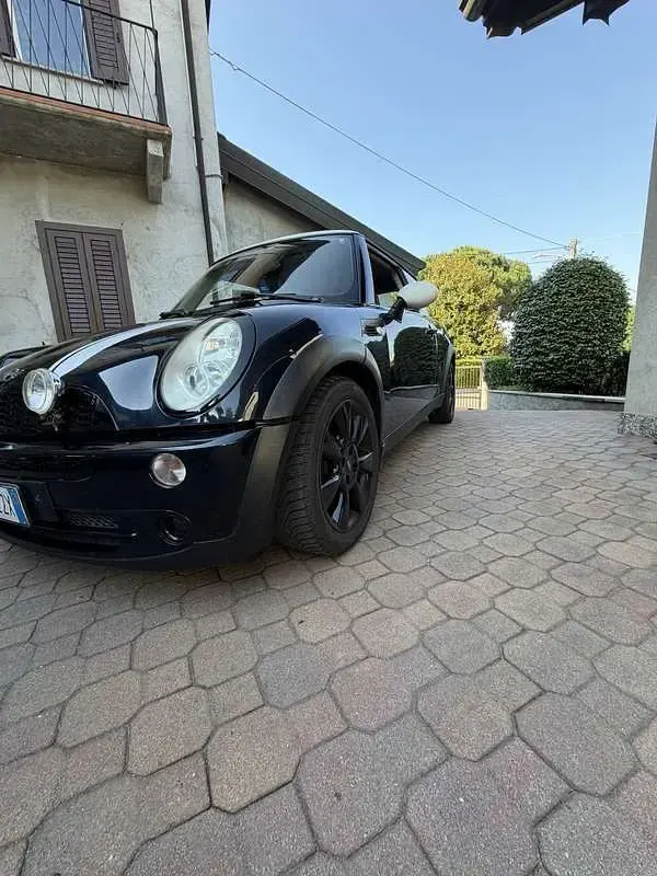 Usata Mini ONE Seven 90 CV (66 kW) 2006 Utilitaria