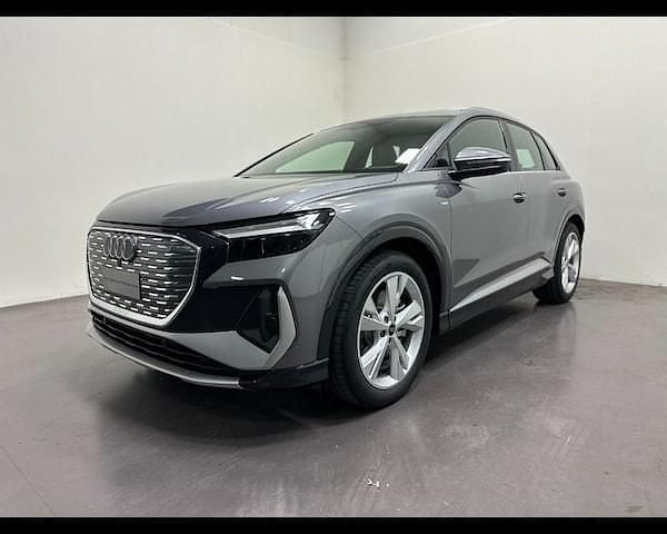 Usata Audi Q4 e-tron S-Line 150 kW (204 CV) 2023 Grigio SUV