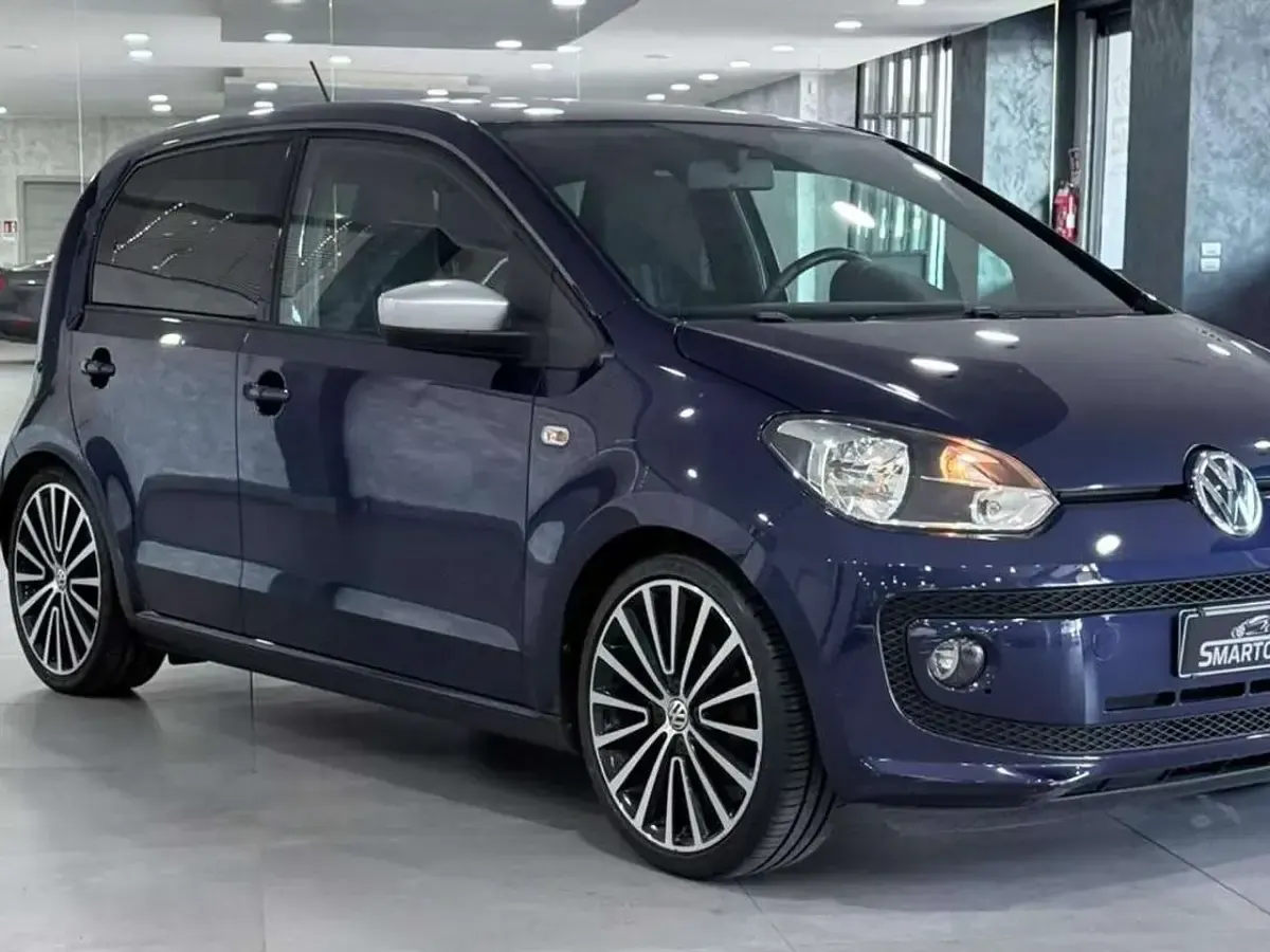 Usata VW up! CLUB 60 CV (44 kW) 2015 Blu/azzurro Utilitaria