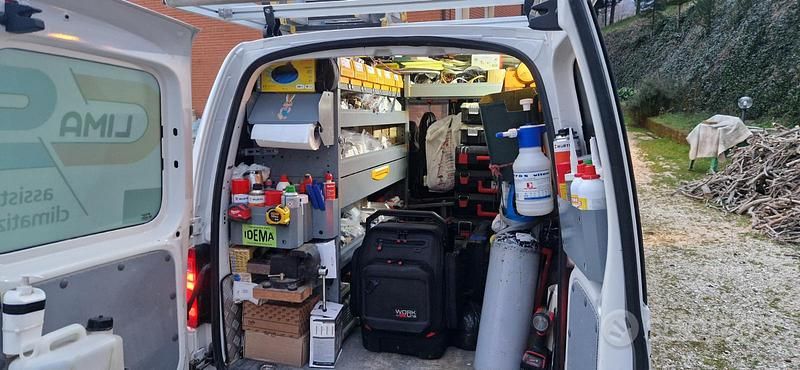 Begagnad VW Caddy 2019 Vit Minibuss