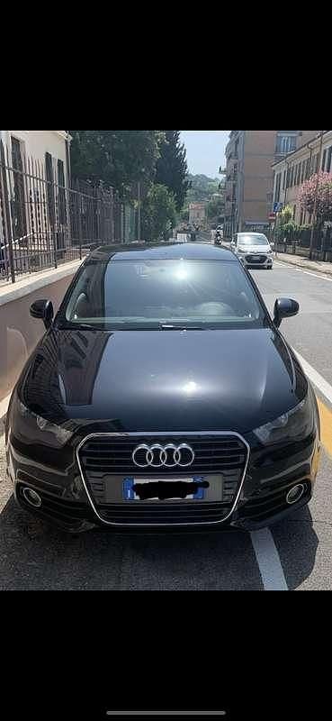 Usata 2013 Audi A1 Ambition Utilitaria | 7500 € (Super prezzo) - Immagine 1/4