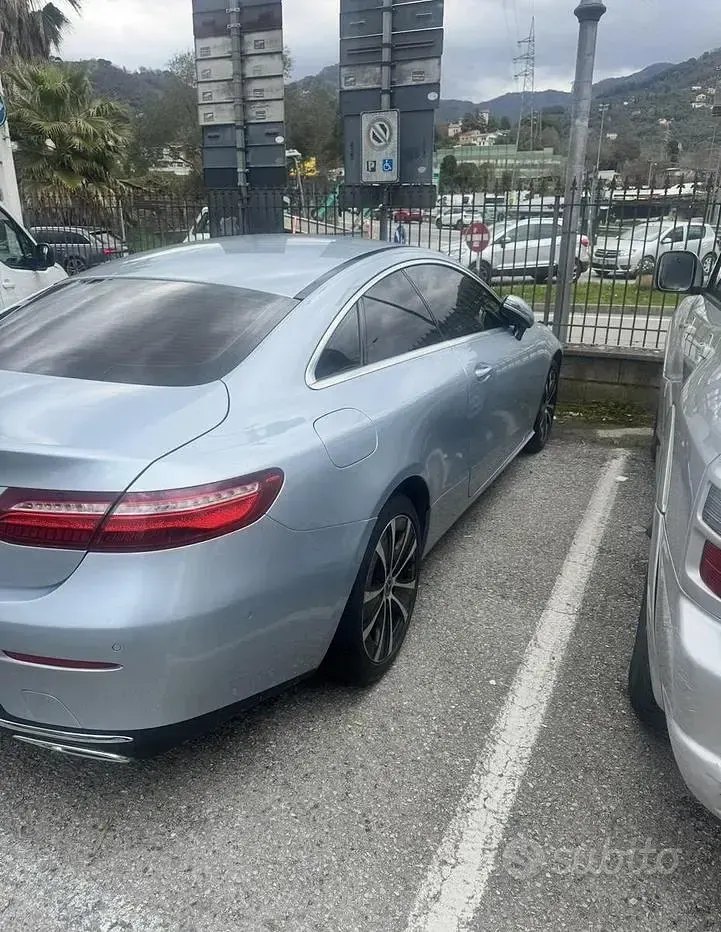 Usata Mercedes E220 194 CV (142 kW) 2019