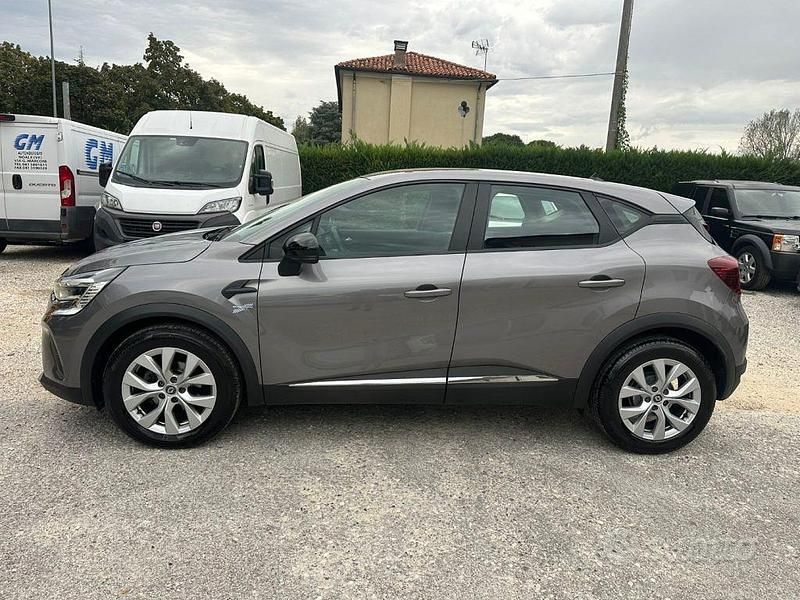 Occasion Renault Captur Business 116 ch (85 kW) 2021 Gris SUV