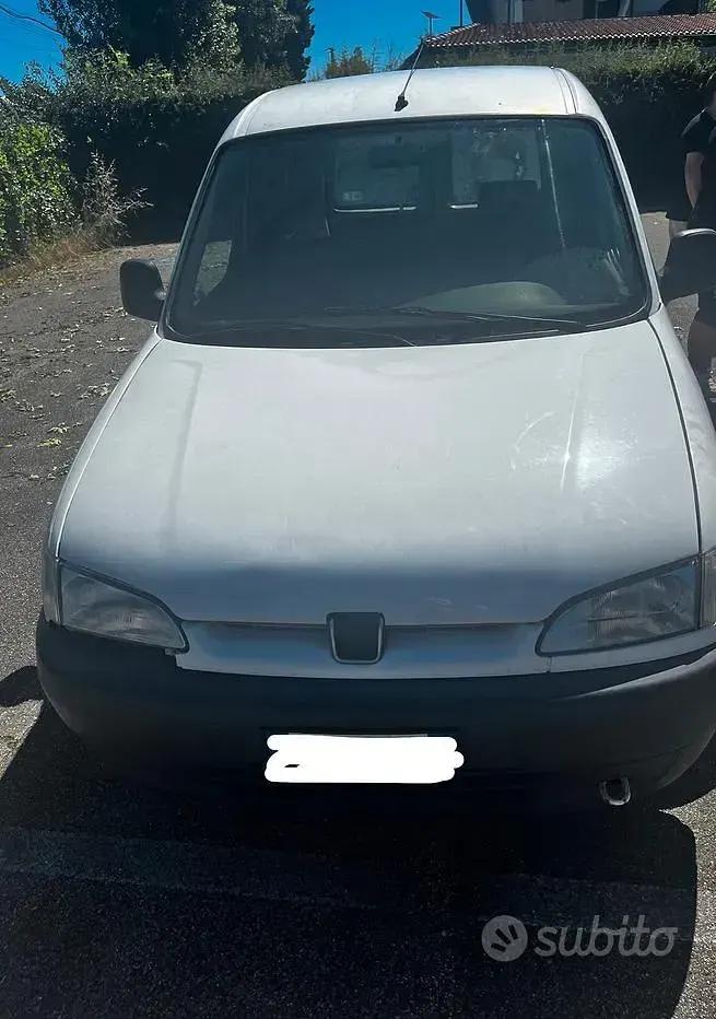 Usata Peugeot Partner 90 CV (66 kW) 2002 Bianco Monovolume