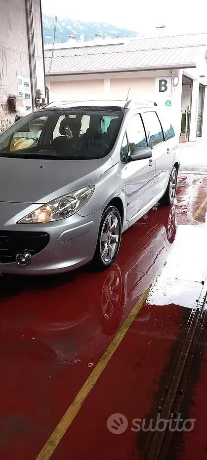 Usata Peugeot 307 109 CV (80 kW) 2007 Grigio Station wagon