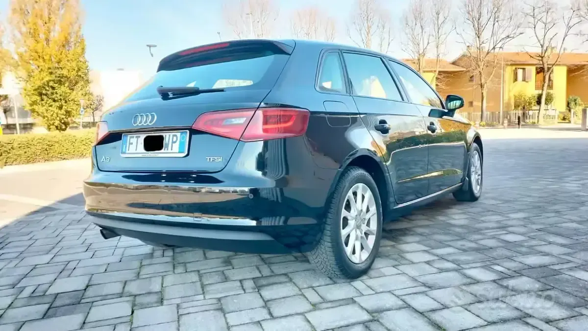 Begagnad Audi A3 110 HK (80 kW) 2016 Svart Sedan