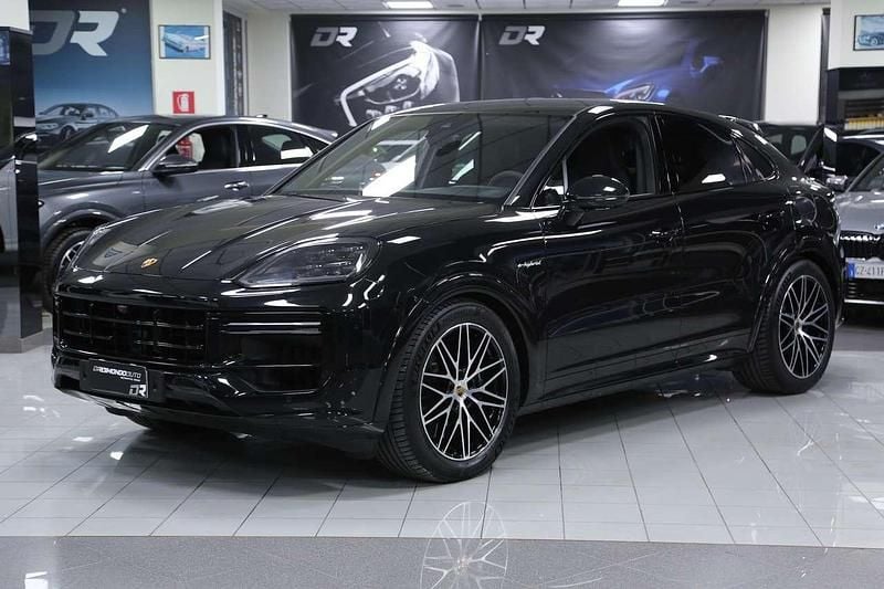 Usata Porsche Cayenne Turbo 600 CV (441 kW) 2024 Nero SUV