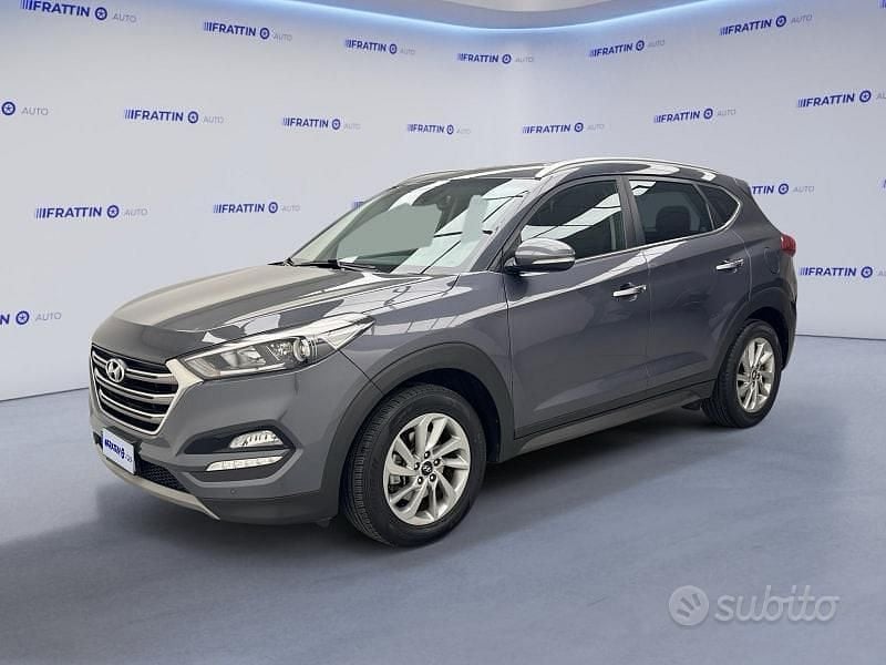 Usata Hyundai Tucson Xpossible 141 CV (103 kW) 2017 Grigio scuro SUV