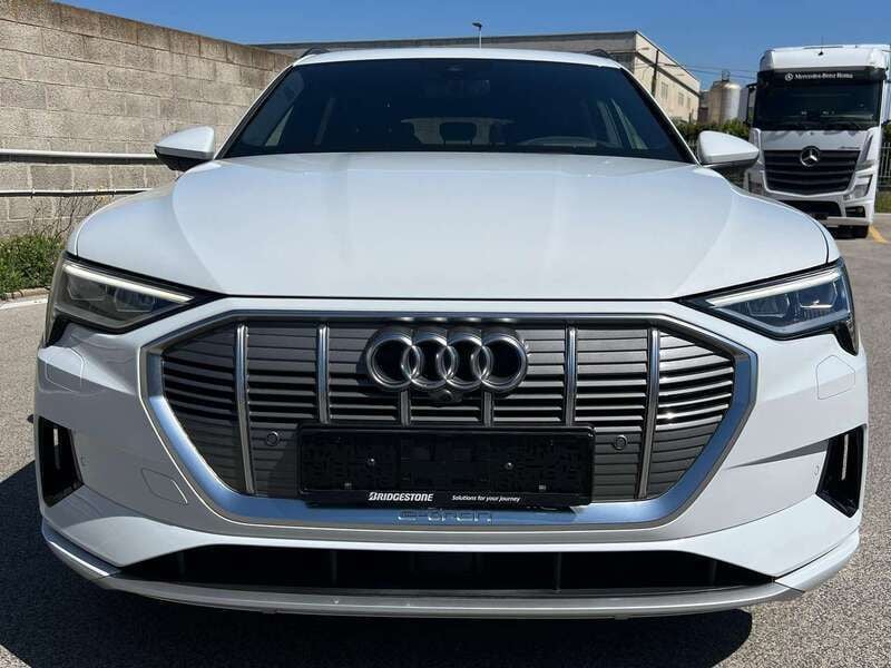 Bianco Usata 2019 Audi e-tron Advanced Plus SUV | 30.000 € (Buon prezzo) - Immagine 1/4