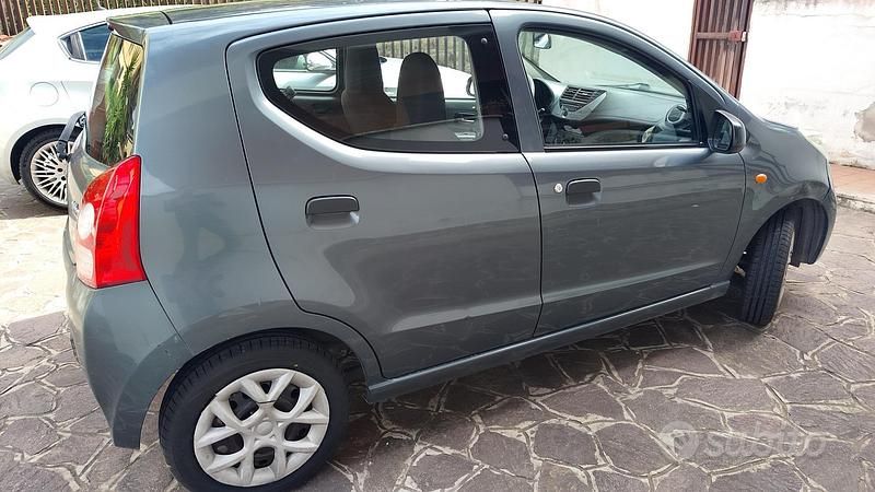 Usata Suzuki Alto 68 CV (50 kW) 2010 Utilitaria