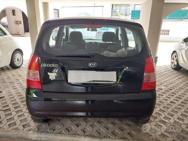 Usata Kia Picanto EX 65 CV (47 kW) 2006 Nero Utilitaria