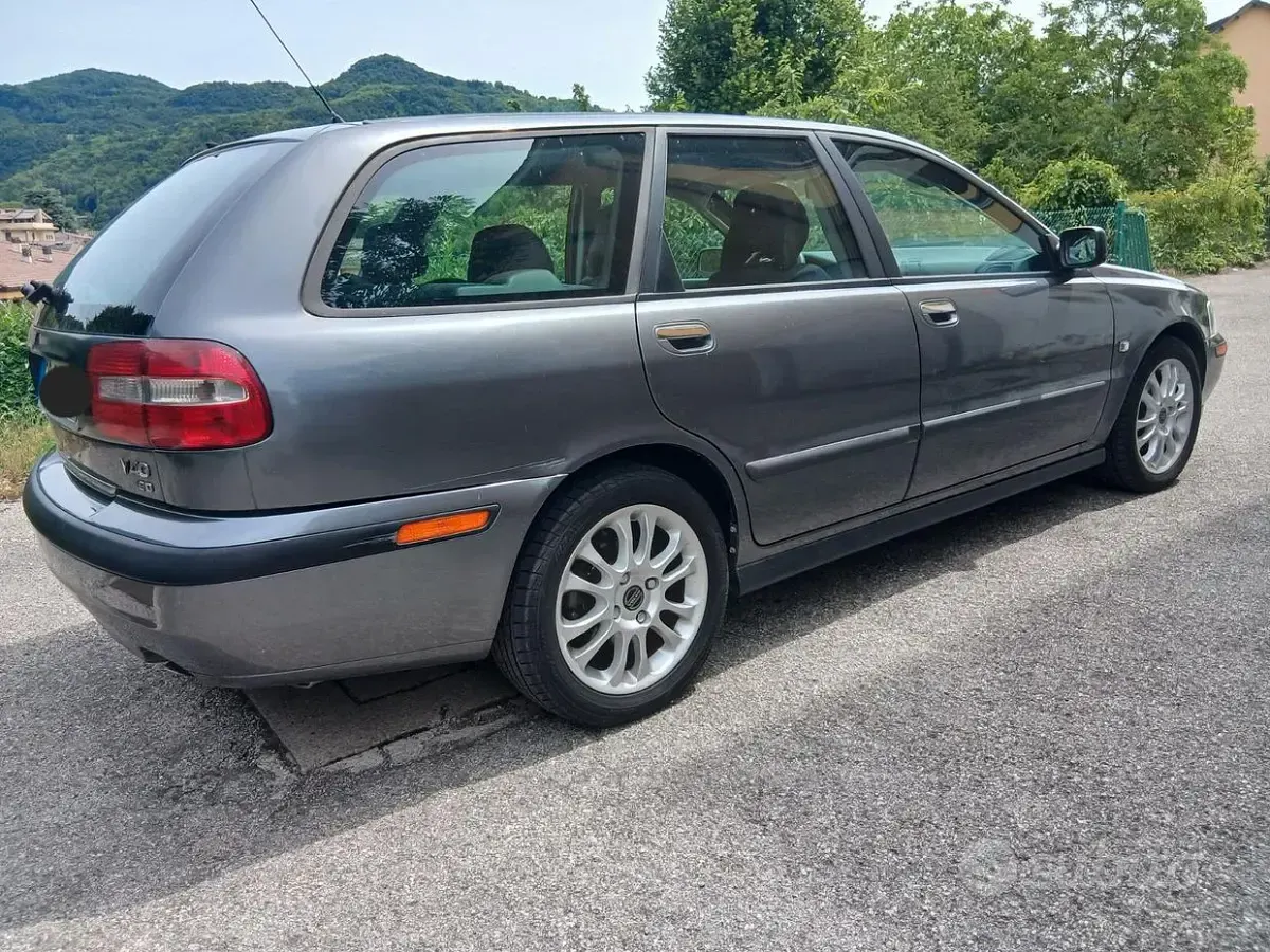 Usata Volvo V40 116 CV (85 kW) 2002 Station wagon