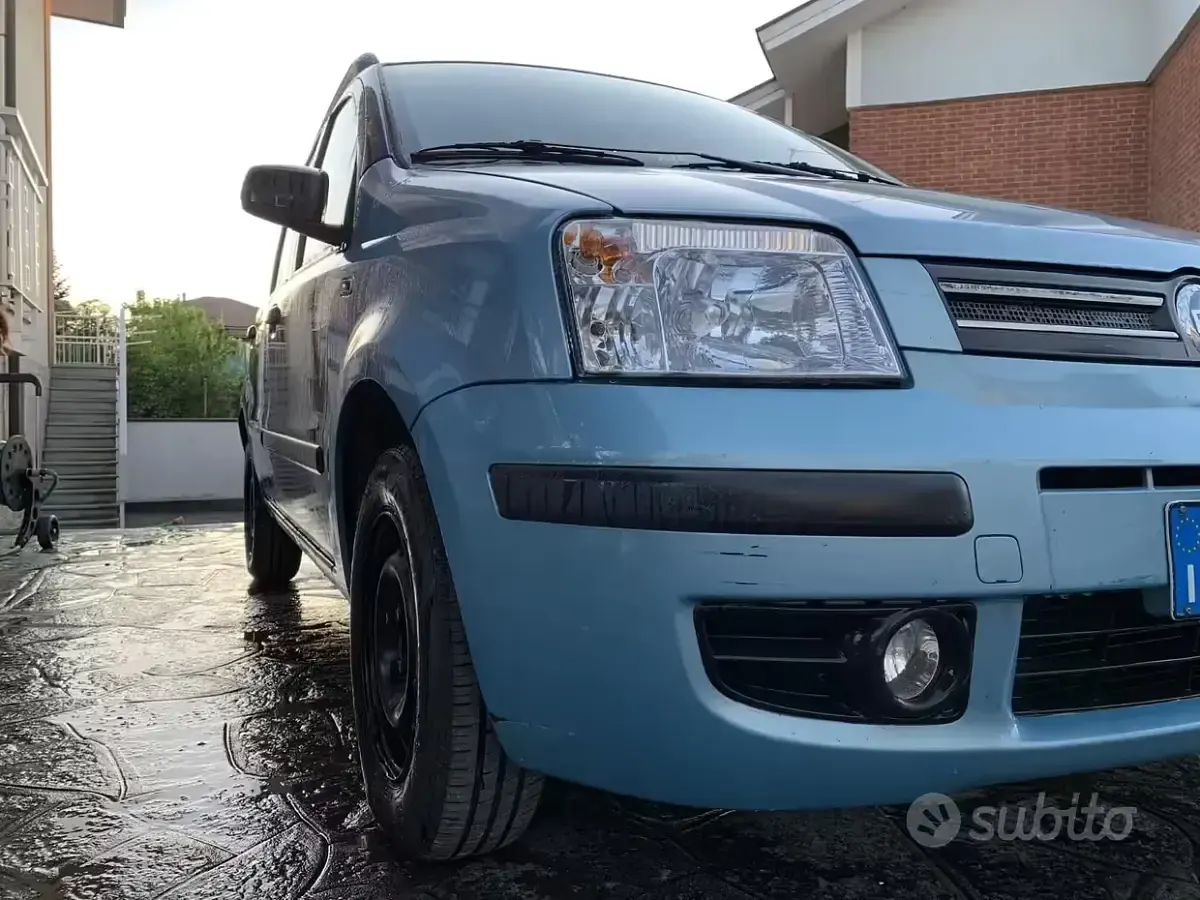 Usata Fiat Panda 60 CV (44 kW) 2007 Blu Utilitaria