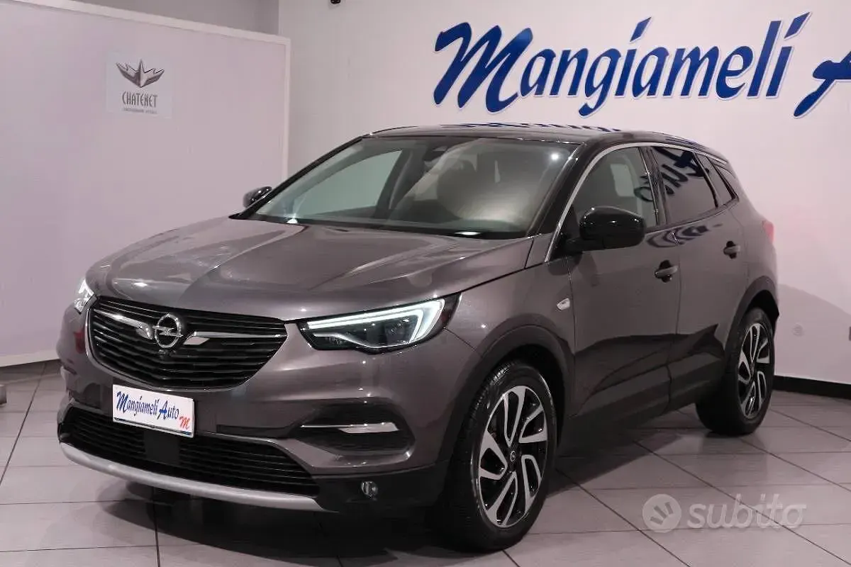 Usata Opel Grandland X Ultimate 130 CV (95 kW) 2019 Grigio SUV