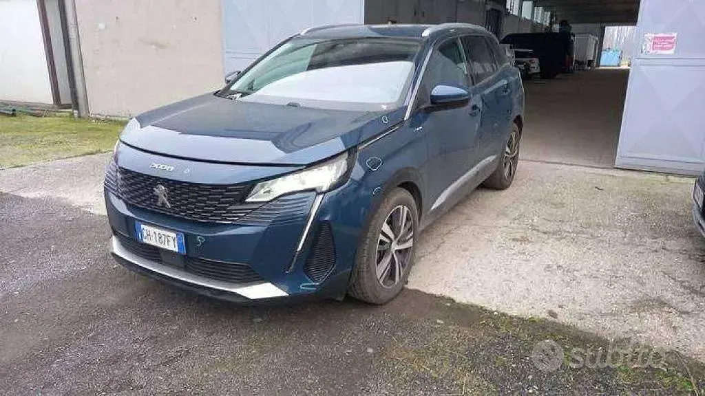Usata Peugeot 3008 Allure 181 CV (133 kW) 2021 Blu/azzurro SUV