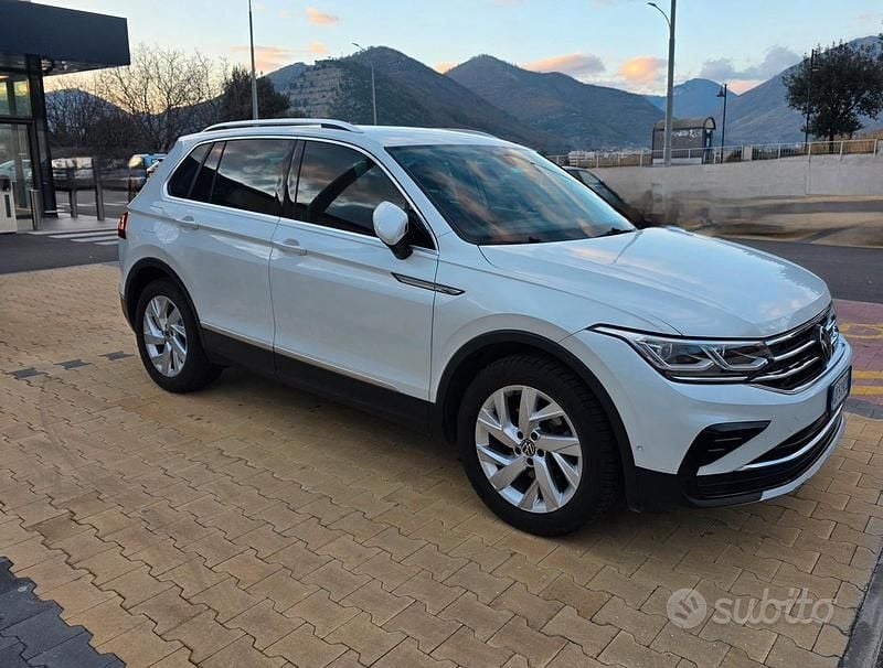 Usata VW Tiguan Elegance 150 CV (110 kW) 2021 Bianco SUV