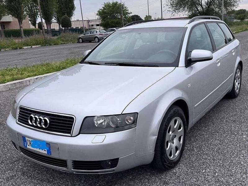 Usata Audi A4 Ambiente 131 CV (96 kW) 2004 Argento Station wagon