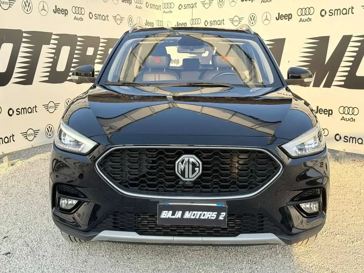 Usata MG ZS Luxury 111 CV (81 kW) 2023 Nero SUV