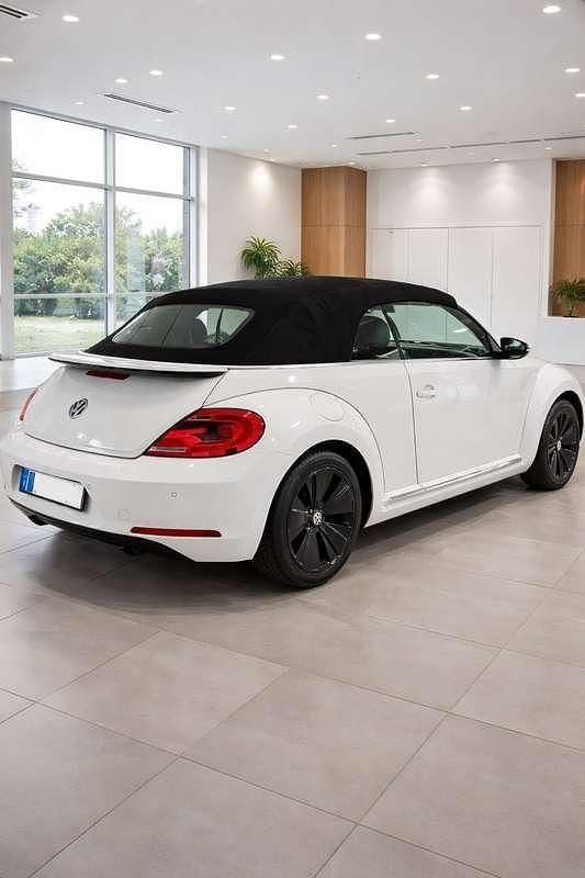 Usata VW Beetle Cabriolet 105 CV (77 kW) 2014 Bianco Cabrio