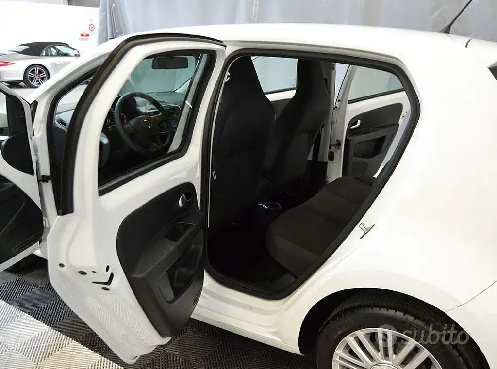 Usata VW up! Move 60 CV (44 kW) 2020 Bianco Utilitaria