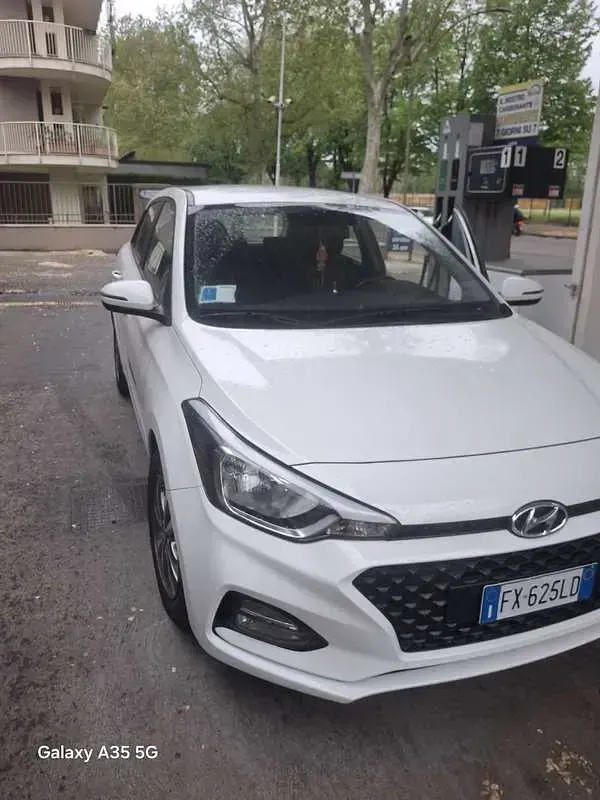 Usata Hyundai i20 Classic 75 CV (55 kW) 2018 Utilitaria