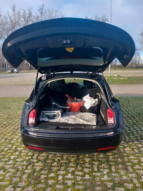 Usata Opel Insignia 170 CV (125 kW) 2014 Nero Station wagon