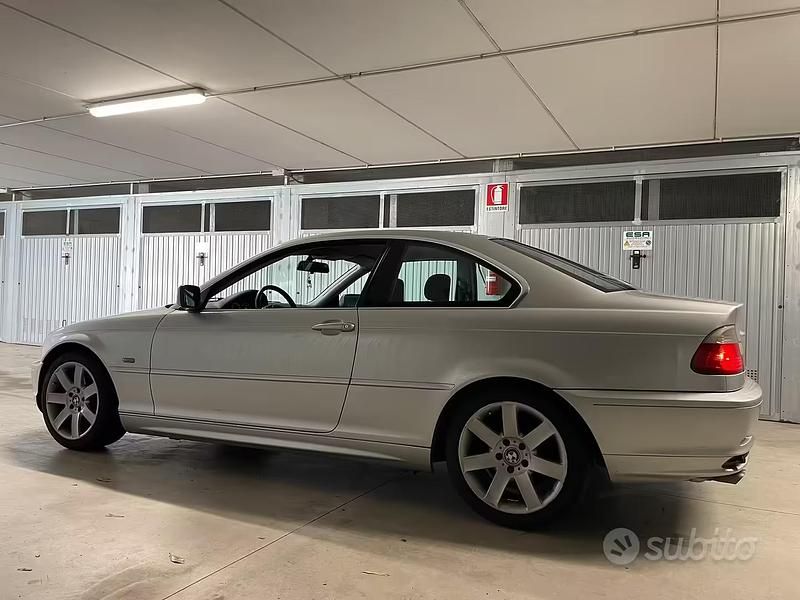 Usata BMW 320 2000 Grigio Coupé