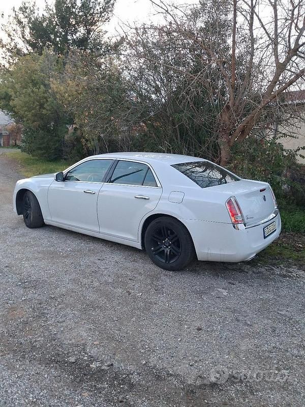 Usata Lancia Thema 239 CV (175 kW) 2013 Bianco Berlina