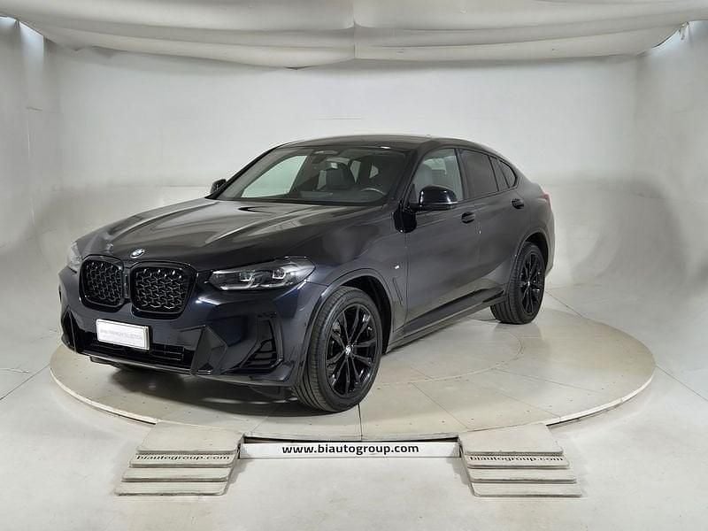 Usata BMW X4 M Sport 190 CV (139 kW) 2025 Blu scuro SUV