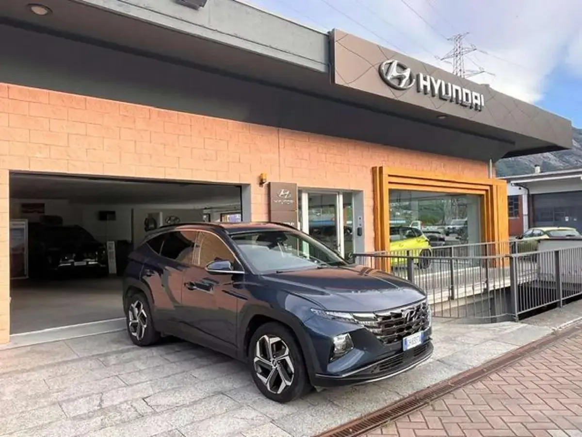 Usata Hyundai Tucson 179 CV (131 kW) 2022 Grigio scuro SUV