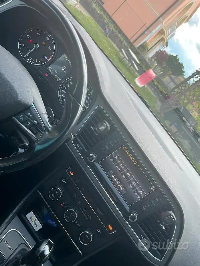 Usata Seat Leon 184 CV (135 kW) 2017 Marrone Station wagon