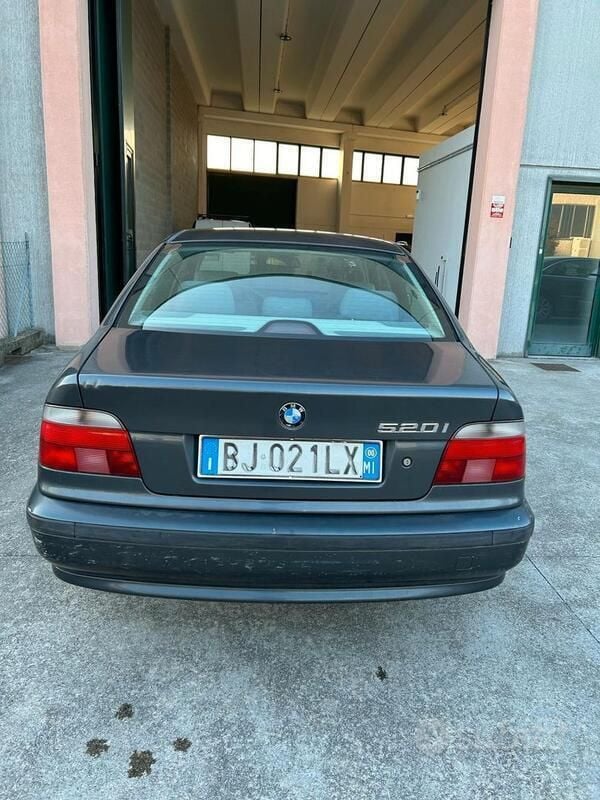 Usata BMW 520 150 CV (110 kW) 2000 Grigio Berlina