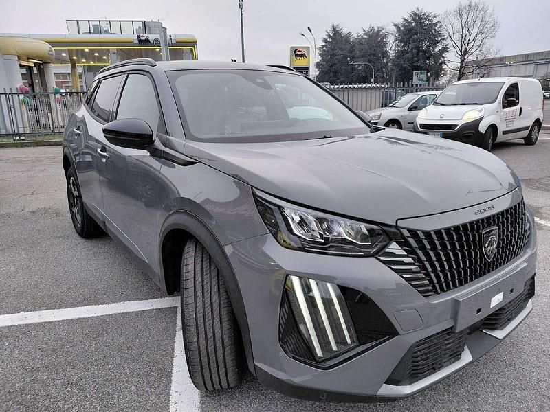 Nuova Peugeot 2008 Allure 101 CV (74 kW) 2025 Grigio selenium SUV