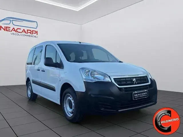 Usata Peugeot Partner 75 CV (55 kW) 2018 Bianco pastello Monovolume
