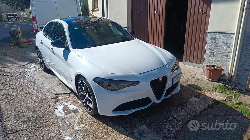 Usata Alfa Romeo Giulia 150 CV (110 kW) 2018 Bianco Berlina