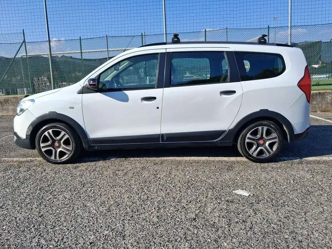 Usata Dacia Lodgy Stepway 116 CV (85 kW) 2019 Bianco Monovolume