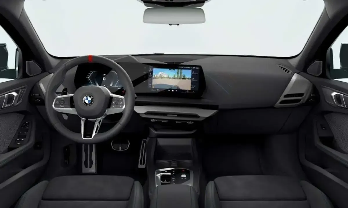 Nuova BMW M135 M Sport 300 CV (220 kW) 2026 Nero / metallizzato Utilitaria