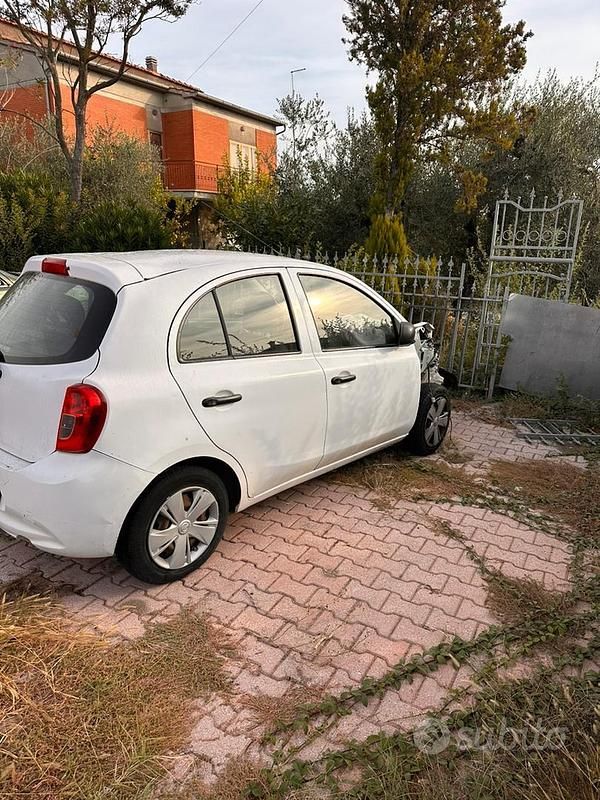 Usata Nissan Micra 60 CV (44 kW) 2015 Utilitaria