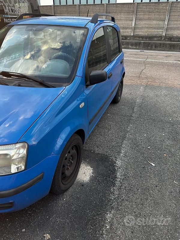 Usata Fiat Panda Emotion 2005 Blu Utilitaria