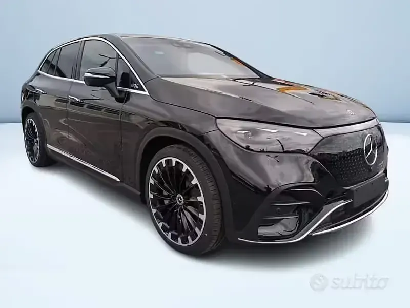 Nuova Mercedes EQE350 AMG line 214 kW (292 CV) 2026 Nero SUV