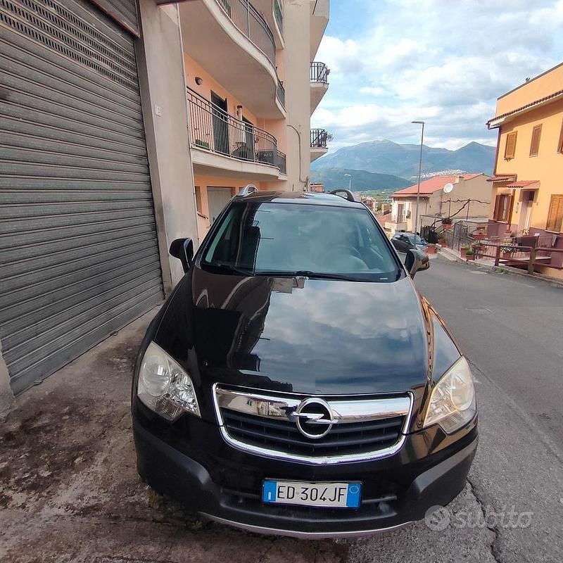 Usata Opel Antara Edition+ 150 CV (110 kW) 2010 Nero SUV